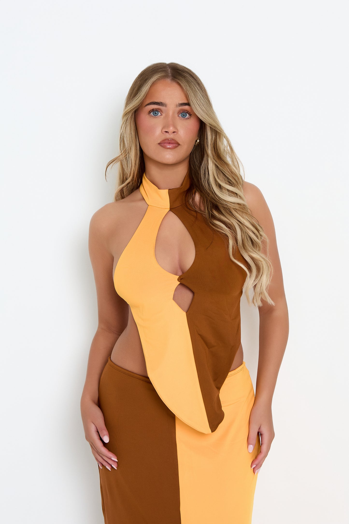 Sandy halter neck keyhole top