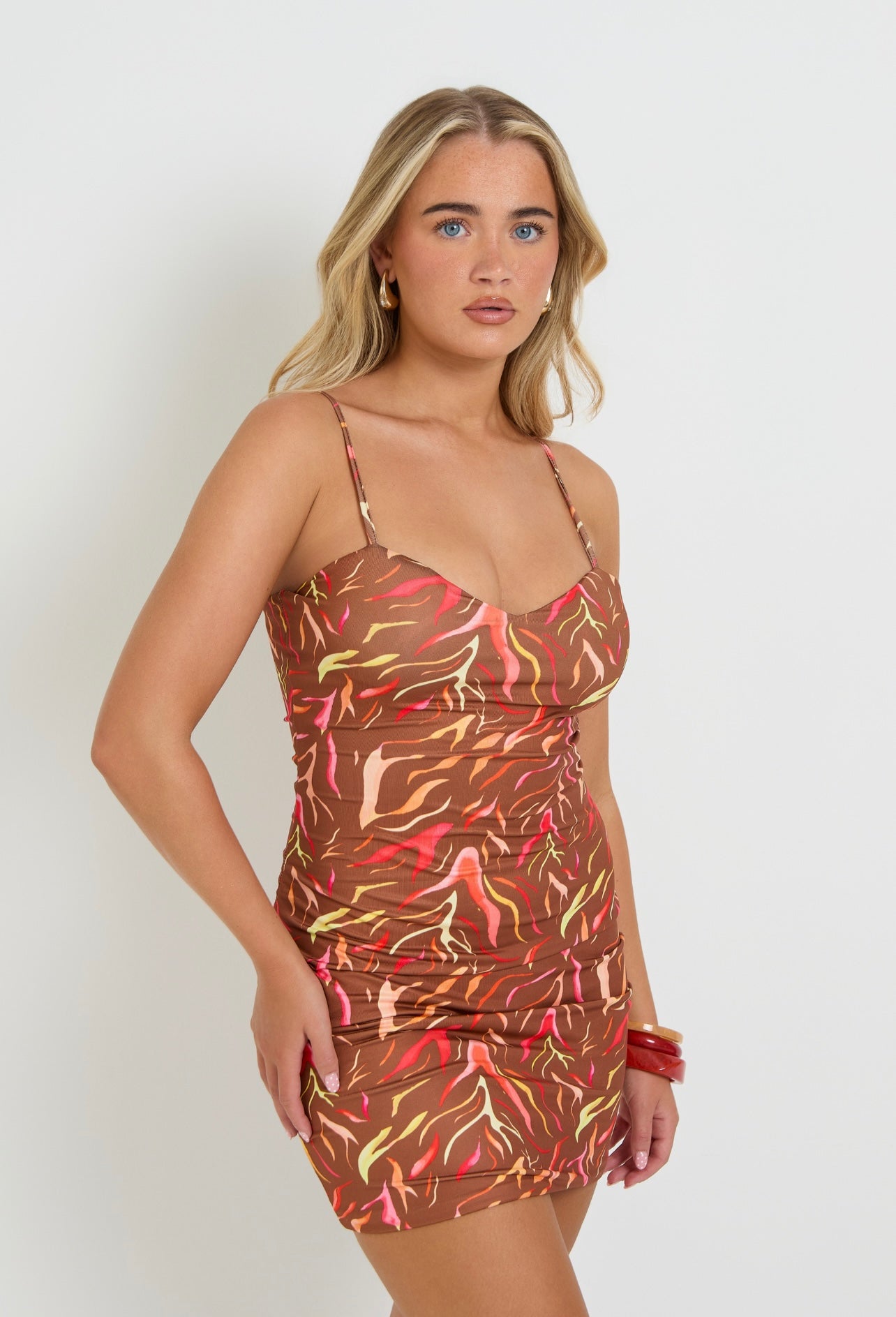 Kammy dress in brown